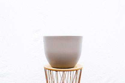 Sierpot Eggy Taupé - Ø55 x 43 cm van Plant&bak